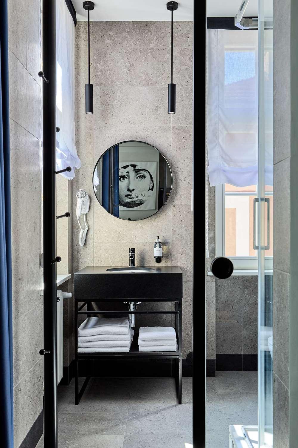 פוזנן Hotel Liberte 33 BW Premier Collection מראה חיצוני תמונה